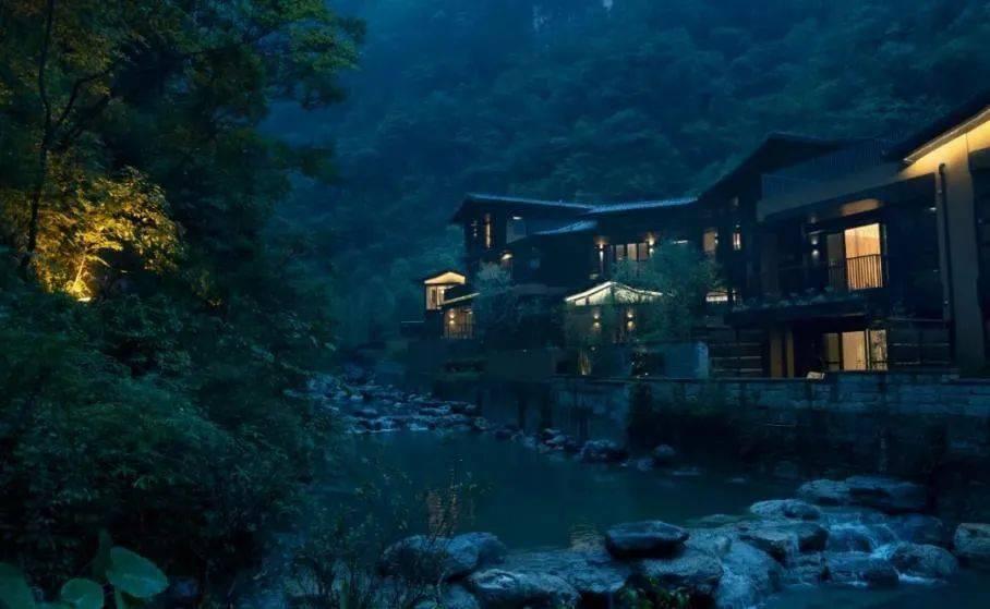 泰山队暴雷?负债高达8亿,股改举步维艰,已埋下巨大隐患