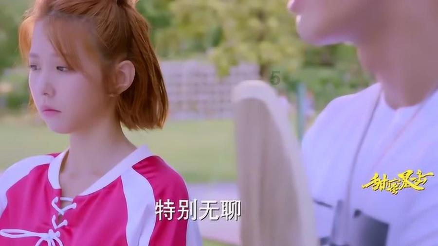 黄宗泽现身深圳女粉疯狂近身,受不了亲自维持秩序,6保安干瞪眼