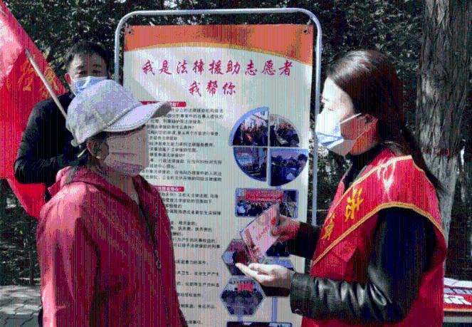 你好，我看了你在09年回答的问题，很是敬佩，我想问，西安哪个美术培训学校还下可以，急……实在谢谢游戏画面
